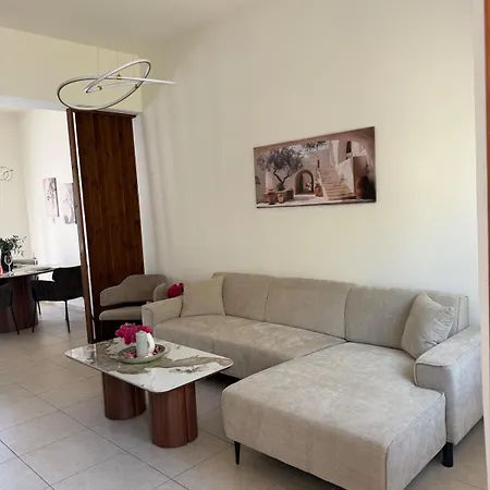 Paphia Olive Apartamento *